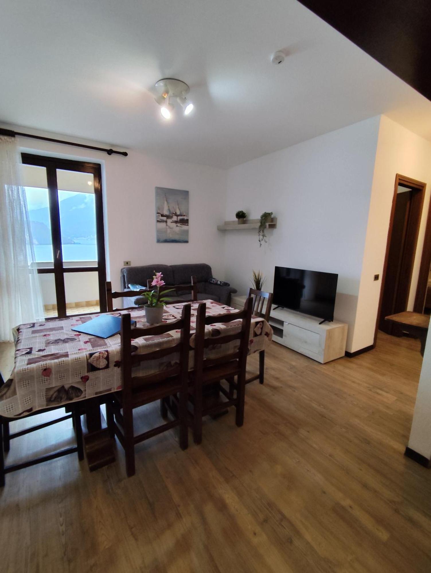 Casa Sofie E Charlotte Διαμέρισμα Βαρένα Εξωτερικό φωτογραφία